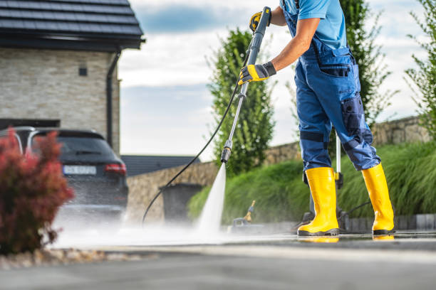 Best Deck Cleaning Services  in Three Forks, MT
